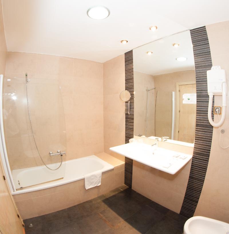 Ana Maria Hotel Granada Luaran gambar