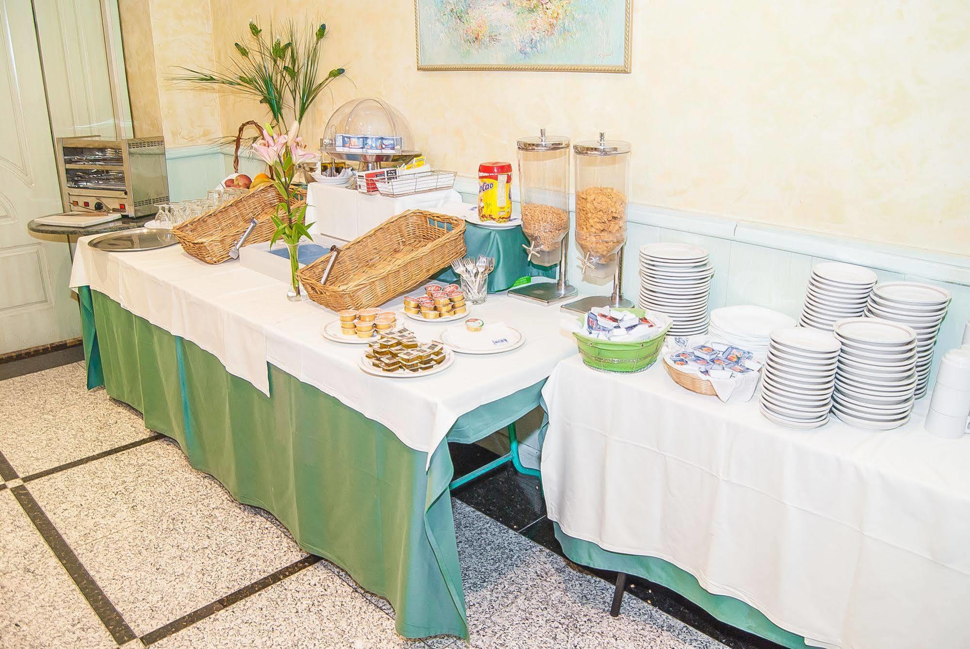 Ana Maria Hotel Granada Luaran gambar