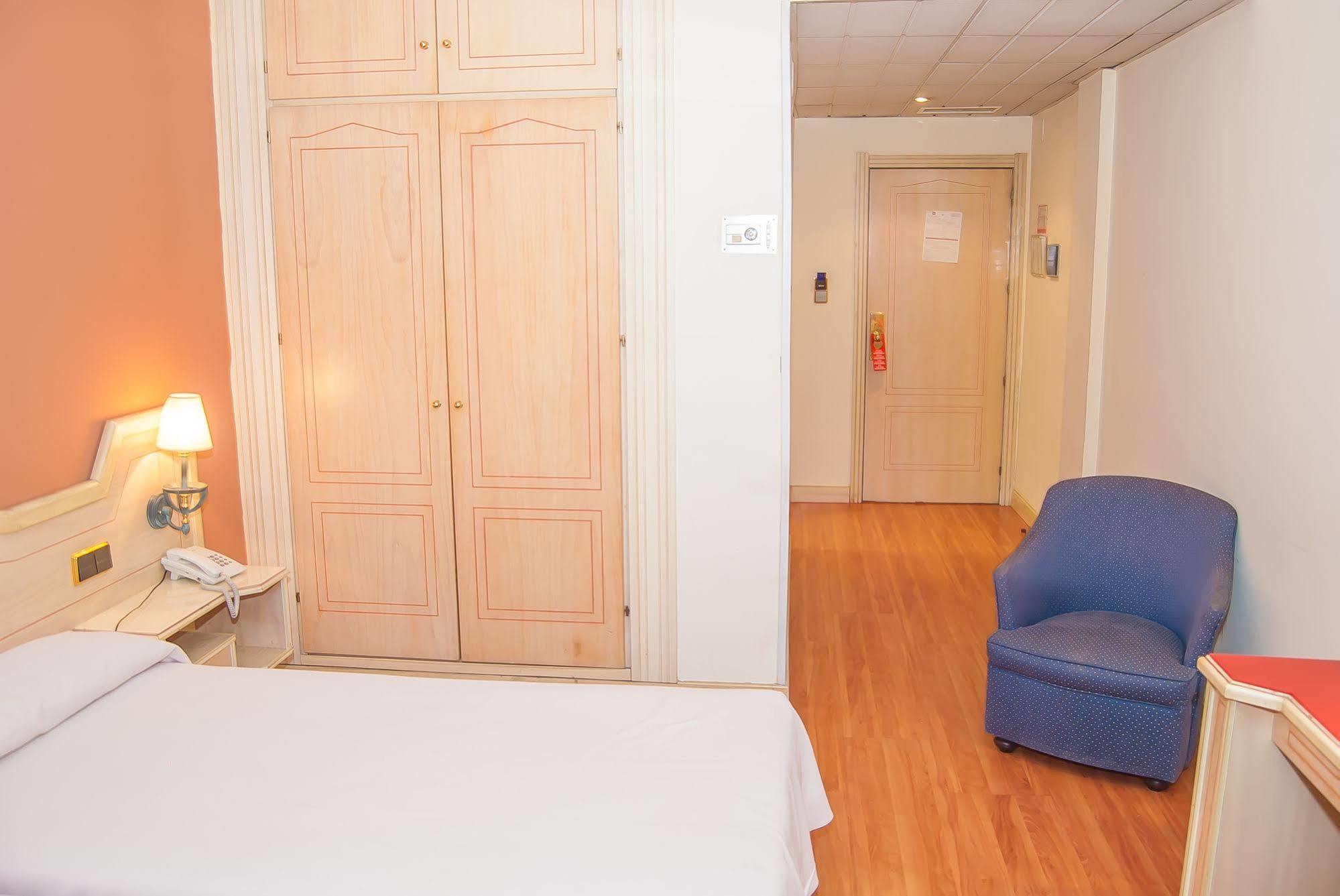 Ana Maria Hotel Granada Luaran gambar