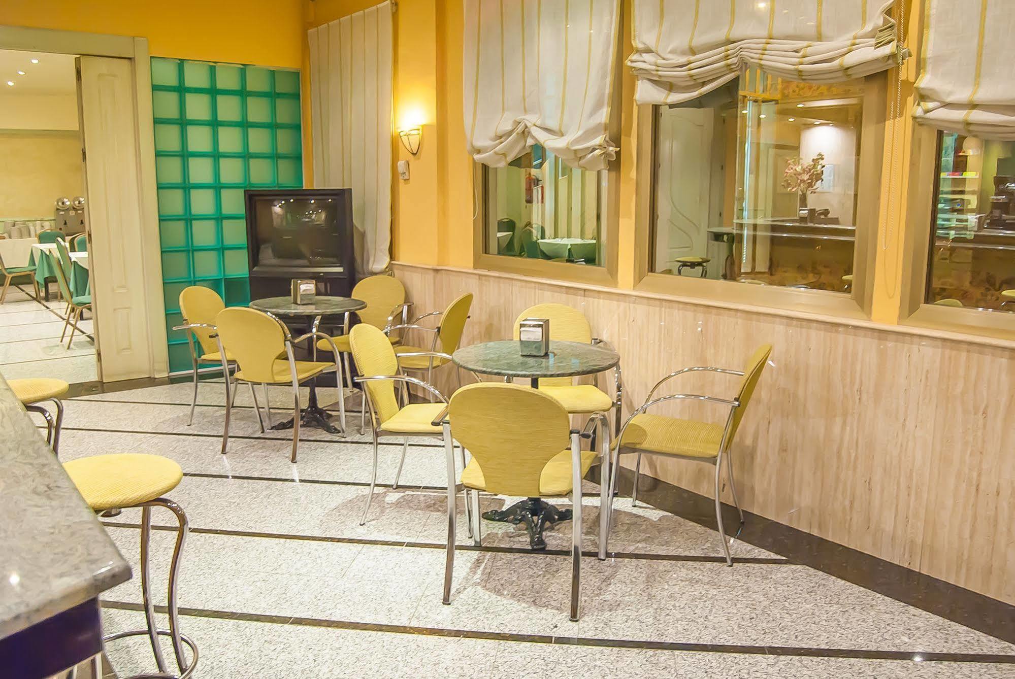 Ana Maria Hotel Granada Luaran gambar