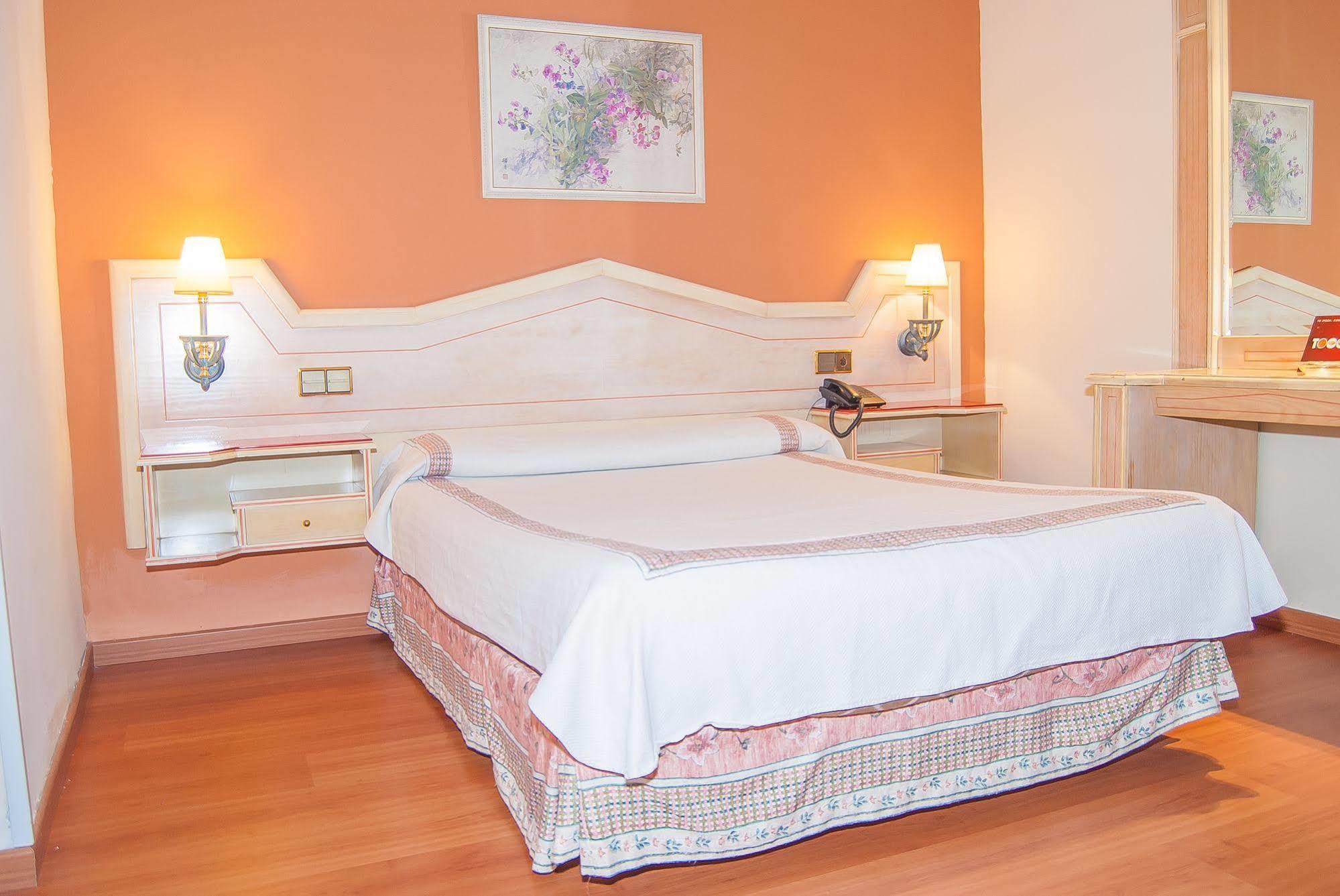 Ana Maria Hotel Granada Luaran gambar
